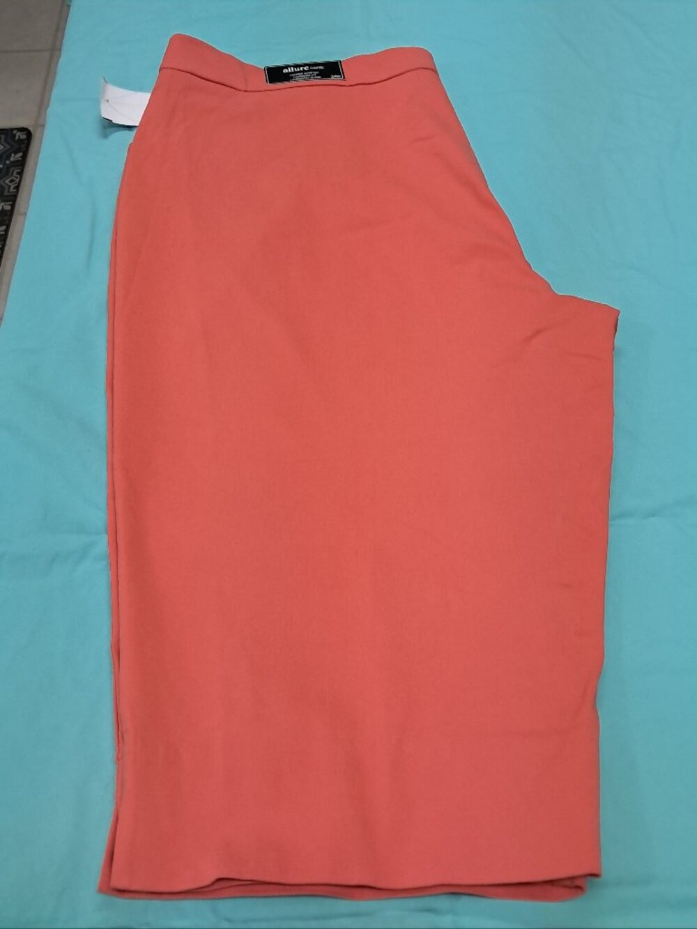 Alfred Dunner Plus Allure Super Stretch Orange Capri Pants 24W NWT